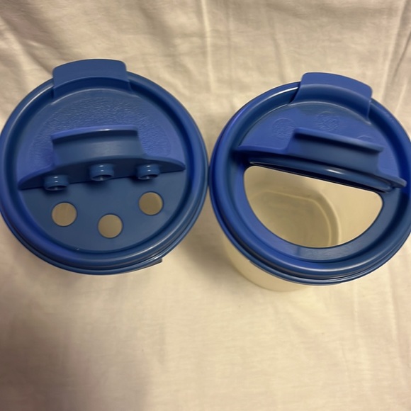 Tupperware Modular System 15 oz round Spice Shaker Containers. Set of 2 - Picture 3 of 4